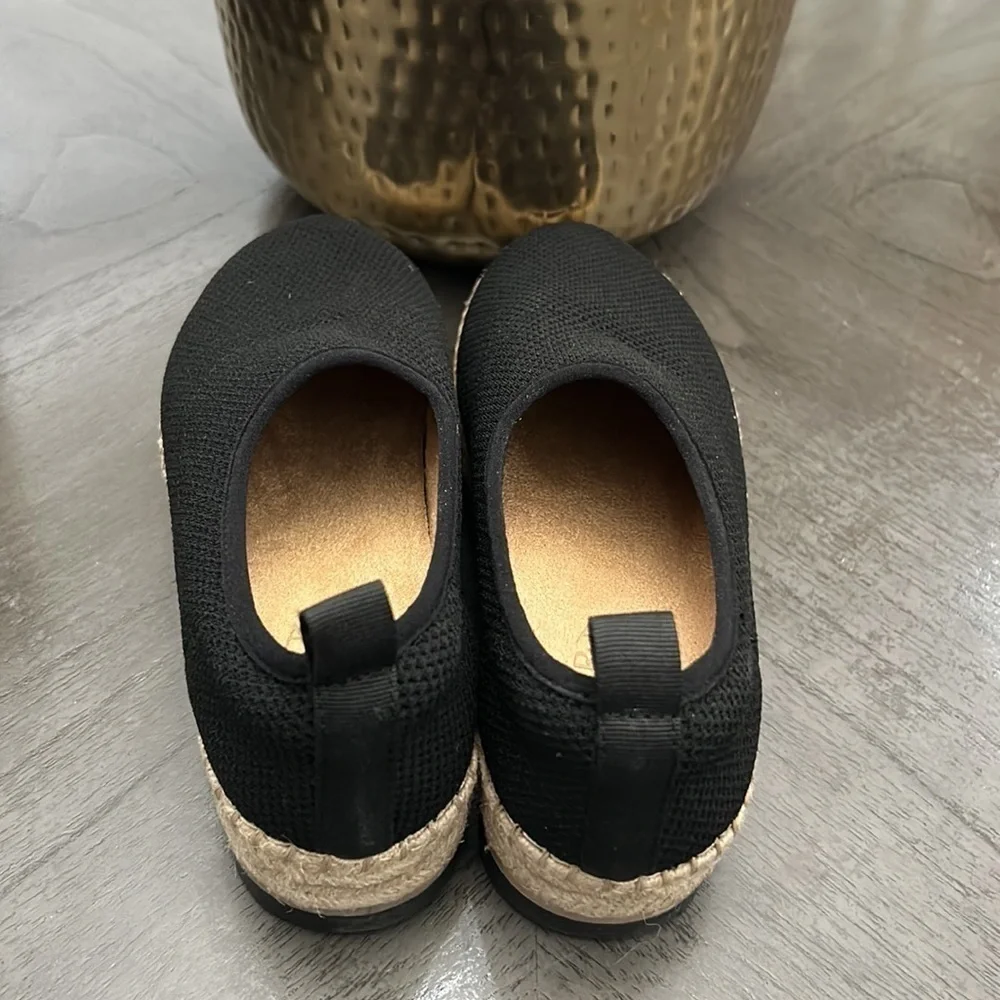 NATURALIZER ISLEY WOMENS SLIP ON COMFORT ESPADRILLES